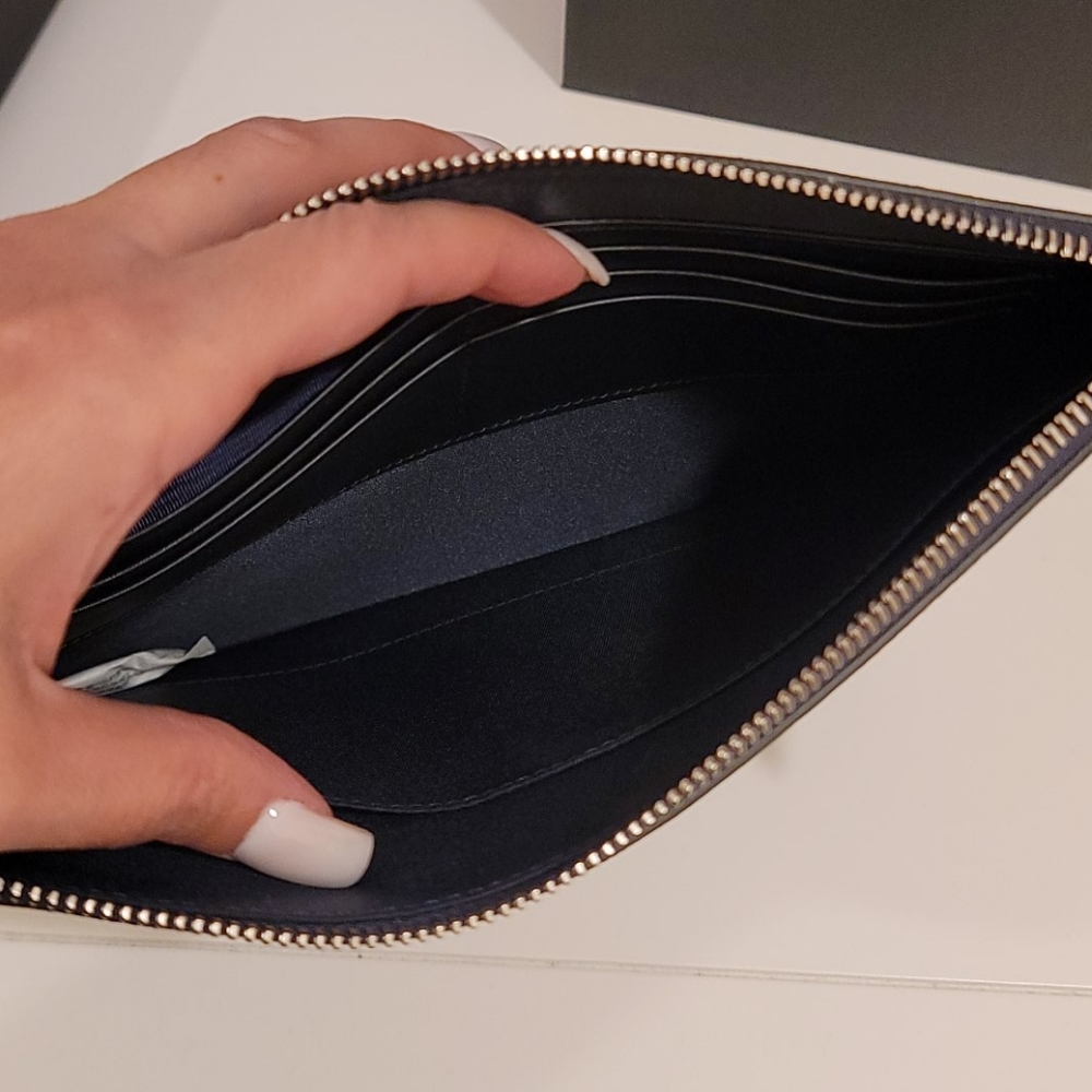 Gucci Blue Floral GG Supreme Wristlet Clutch - Picture 6 of 8